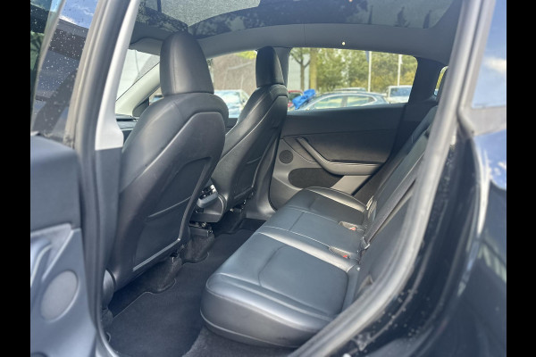 Tesla Model Y Long Range AWD 75 kWh AUTOPILOT| ACHTERBANK VERWARMD| STOEL+ STUUR VERW. | TESLA GARANTIE AANDRIJFLIJN EN ACCU T/M 07-2031/192.000KM