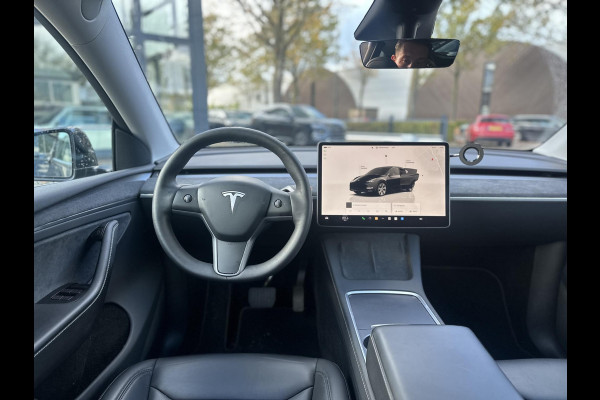 Tesla Model Y Long Range AWD 75 kWh AUTOPILOT| ACHTERBANK VERWARMD| STOEL+ STUUR VERW. | TESLA GARANTIE AANDRIJFLIJN EN ACCU T/M 07-2031/192.000KM