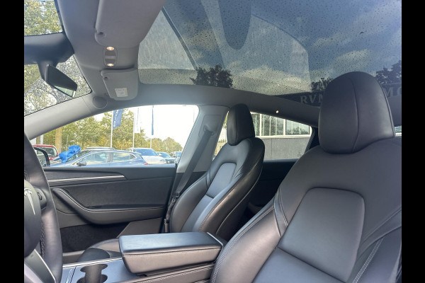 Tesla Model Y Long Range AWD 75 kWh AUTOPILOT| ACHTERBANK VERWARMD| STOEL+ STUUR VERW. | TESLA GARANTIE AANDRIJFLIJN EN ACCU T/M 07-2031/192.000KM