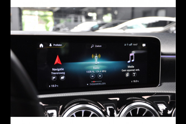 Mercedes-Benz A-Klasse 250e AMG Line Panodak Leder Navi PTS LM velgen EQ BTW auto! Mercedes-Benz A-Klasse 250e AMG Line Panodak Leder Navi PTS LM velgen EQ BTW auto!