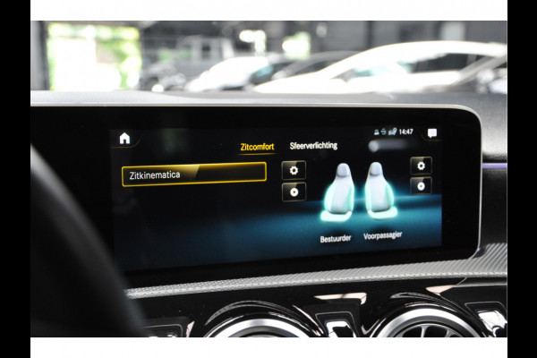 Mercedes-Benz A-Klasse 250e AMG Line Panodak Leder Navi PTS LM velgen EQ BTW auto! Mercedes-Benz A-Klasse 250e AMG Line Panodak Leder Navi PTS LM velgen EQ BTW auto!