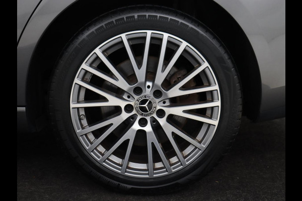 Mercedes-Benz CLA-Klasse Shooting Brake 250e Urban | Carplay | Park Assist | Navigatie | Camera | DAB | Half leder | Full LED | PHEV | Plug In