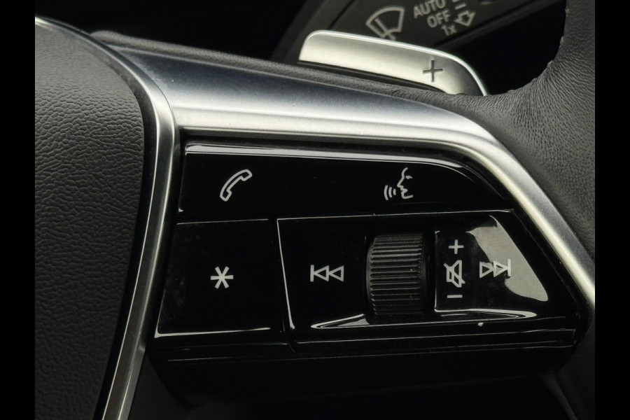 Audi e-tron E-tron 55 quattro 408 pk advanced Pro S Line Plus 95 kWh, SOH 94,6 %, camera , trekhaak,lederen sportinterieur