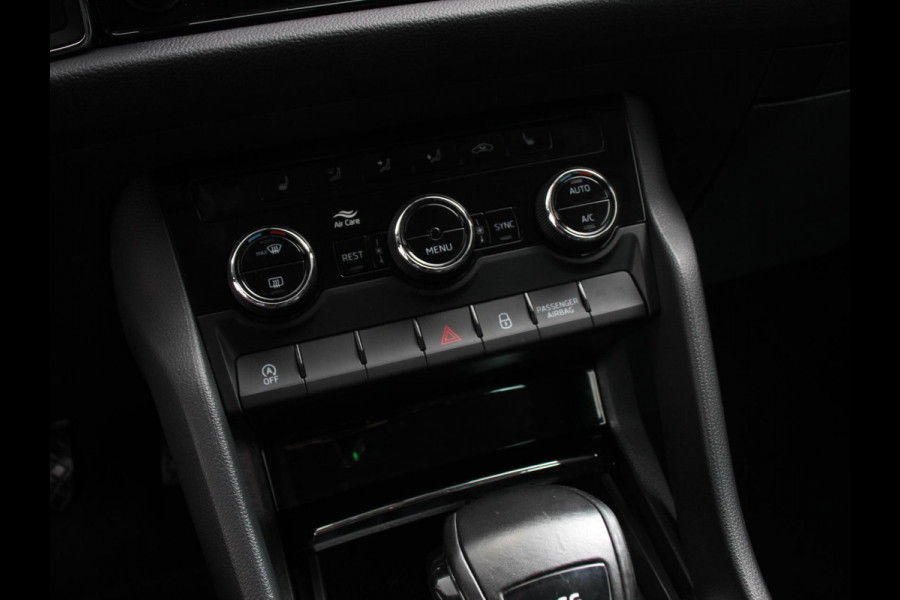 Škoda Kodiaq 1.5 TSI 150pk Automaat Ambition 7 persoons | Navigatie | Climate control | Cruise control | Camera | Lichtmetalen velgen | Parkeer sensoren | Stoelverwarming voor
