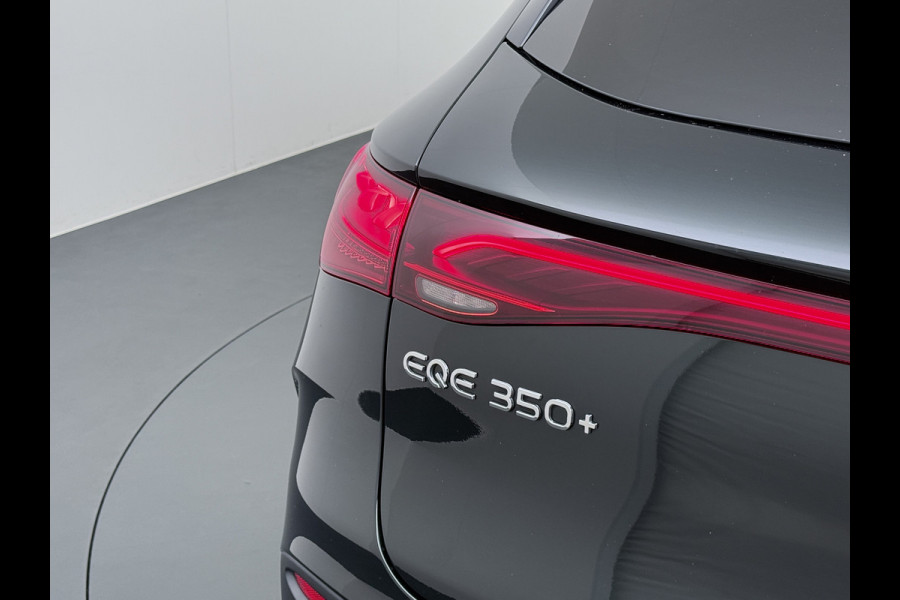 Mercedes-Benz EQE SUV 350+ AMG Line Night+Premium Pack 96kWh Trekhaak 22" Concave Velgen Burmester®Surround Airmatic Distronic plus Adap.Cruise 360°Ca Apple Carplay Android Auto Memory Stoelen+Verwarmd Stuurverwarming Sidesteps Keyless High-Definition LED 1e Eigenaar Origineel Nederlandse Auto Batterijgarantie 10jr./250.000km vanaf nieuw