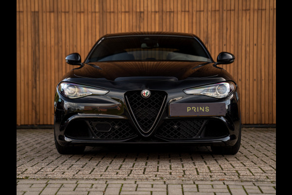 Alfa Romeo Giulia 2.9 V6 Quadrifoglio | Adapt. cruise | Harman/Kardon | CarPlay Alfa Romeo Giulia 2.9 V6 Quadrifoglio | Adapt. cruise | Harman/Kardon | CarPlay