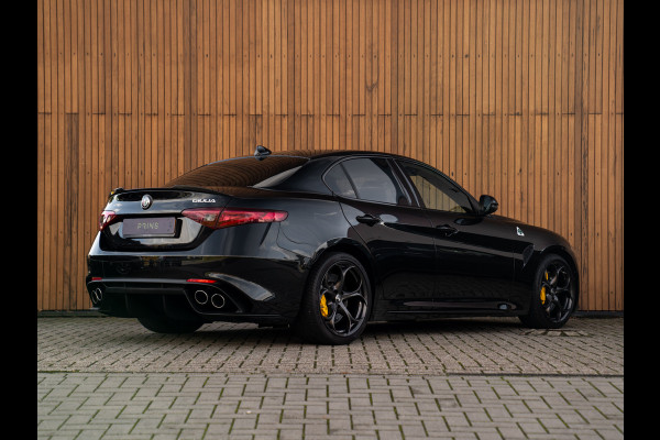 Alfa Romeo Giulia 2.9 V6 Quadrifoglio | Adapt. cruise | Harman/Kardon | CarPlay Alfa Romeo Giulia 2.9 V6 Quadrifoglio | Adapt. cruise | Harman/Kardon | CarPlay