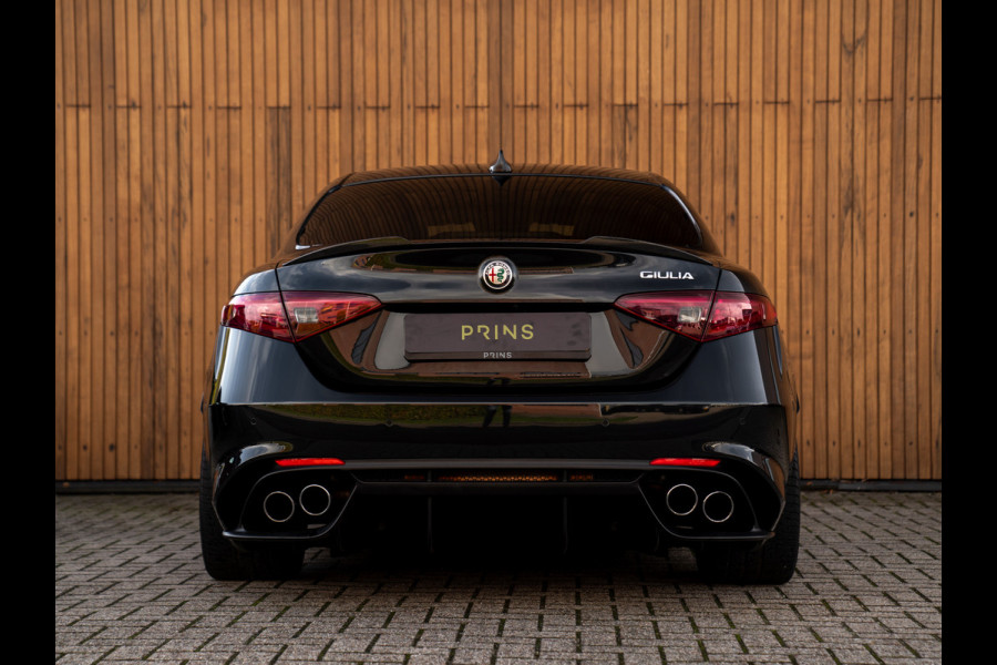 Alfa Romeo Giulia 2.9 V6 Quadrifoglio | Adapt. cruise | Harman/Kardon | CarPlay Alfa Romeo Giulia 2.9 V6 Quadrifoglio | Adapt. cruise | Harman/Kardon | CarPlay