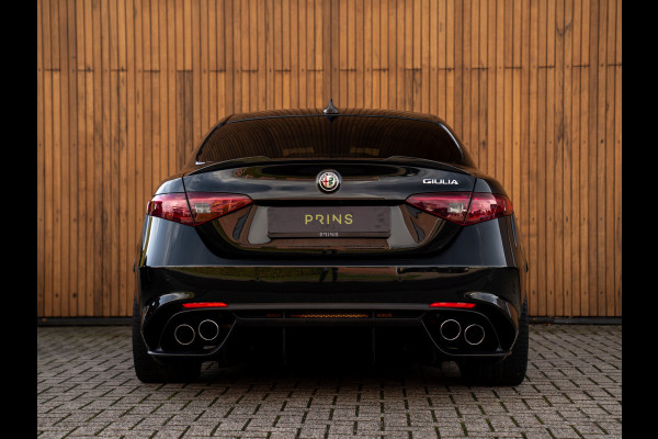 Alfa Romeo Giulia 2.9 V6 Quadrifoglio | Adapt. cruise | Harman/Kardon | CarPlay Alfa Romeo Giulia 2.9 V6 Quadrifoglio | Adapt. cruise | Harman/Kardon | CarPlay