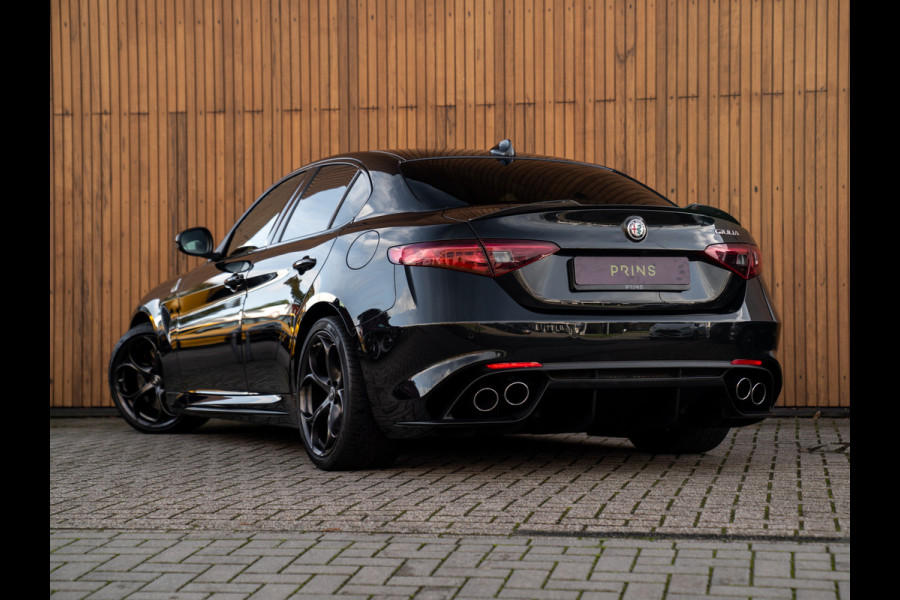 Alfa Romeo Giulia 2.9 V6 Quadrifoglio | Adapt. cruise | Harman/Kardon | CarPlay Alfa Romeo Giulia 2.9 V6 Quadrifoglio | Adapt. cruise | Harman/Kardon | CarPlay