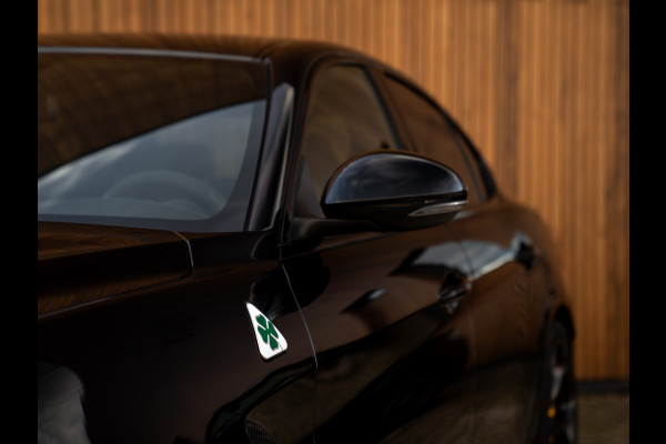 Alfa Romeo Giulia 2.9 V6 Quadrifoglio | Adapt. cruise | Harman/Kardon | CarPlay Alfa Romeo Giulia 2.9 V6 Quadrifoglio | Adapt. cruise | Harman/Kardon | CarPlay