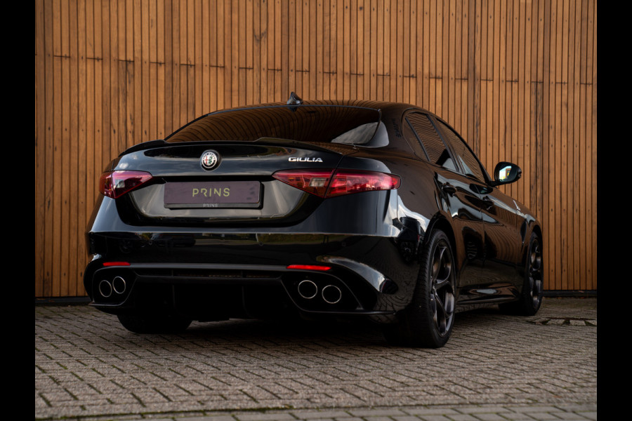 Alfa Romeo Giulia 2.9 V6 Quadrifoglio | Adapt. cruise | Harman/Kardon | CarPlay Alfa Romeo Giulia 2.9 V6 Quadrifoglio | Adapt. cruise | Harman/Kardon | CarPlay