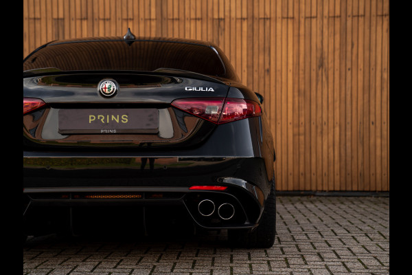 Alfa Romeo Giulia 2.9 V6 Quadrifoglio | Adapt. cruise | Harman/Kardon | CarPlay Alfa Romeo Giulia 2.9 V6 Quadrifoglio | Adapt. cruise | Harman/Kardon | CarPlay