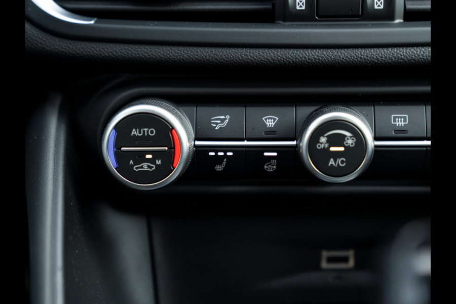 Alfa Romeo Giulia 2.9 V6 Quadrifoglio | Adapt. cruise | Harman/Kardon | CarPlay Alfa Romeo Giulia 2.9 V6 Quadrifoglio | Adapt. cruise | Harman/Kardon | CarPlay