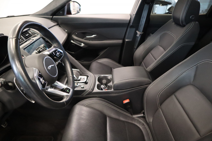 Jaguar E-Pace 1.5 P300e AWD R-Dynamic SE Black Pack ACC Suedecloth hemel Jaguar E-Pace 1.5 P300e AWD R-Dynamic SE Black Pack ACC Suedecloth hemel