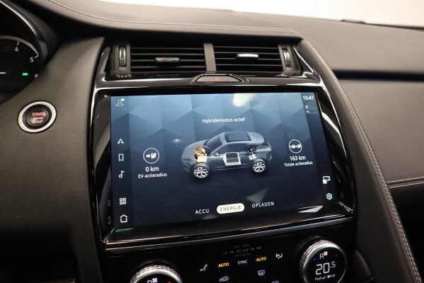 Jaguar E-Pace 1.5 P300e AWD R-Dynamic SE Black Pack ACC Suedecloth hemel Jaguar E-Pace 1.5 P300e AWD R-Dynamic SE Black Pack ACC Suedecloth hemel