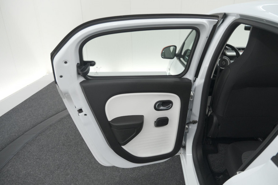 Renault Twingo 1.0 SCe Collection | Cruise Control |  Airco | Bluetooth Radio Renault Twingo 1.0 SCe Collection | Cruise Control |  Airco | Bluetooth Radio