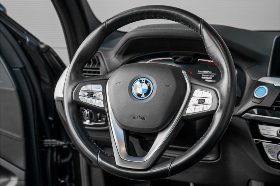 BMW iX3 High Executive 80 kWh Pano ACC HUD H&K Elek Trekhaak 1e Eig