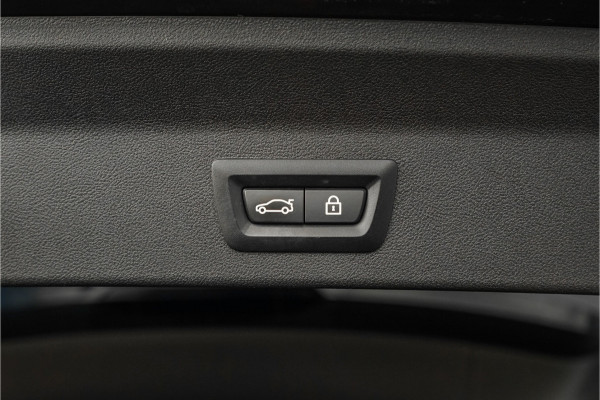 BMW iX3 High Executive 80 kWh Pano ACC HUD H&K Elek Trekhaak 1e Eig