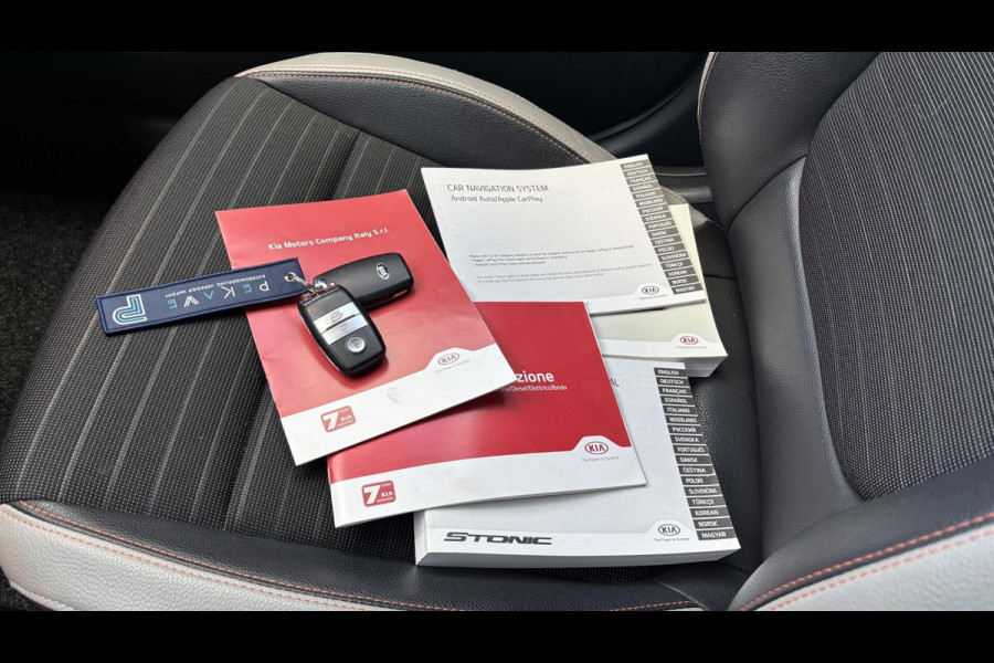 Kia Stonic 1.0 T-GDi DynamicLine | camera | navi | trekhaak Kia Stonic 1.0 T-GDi DynamicLine | camera | navi | trekhaak