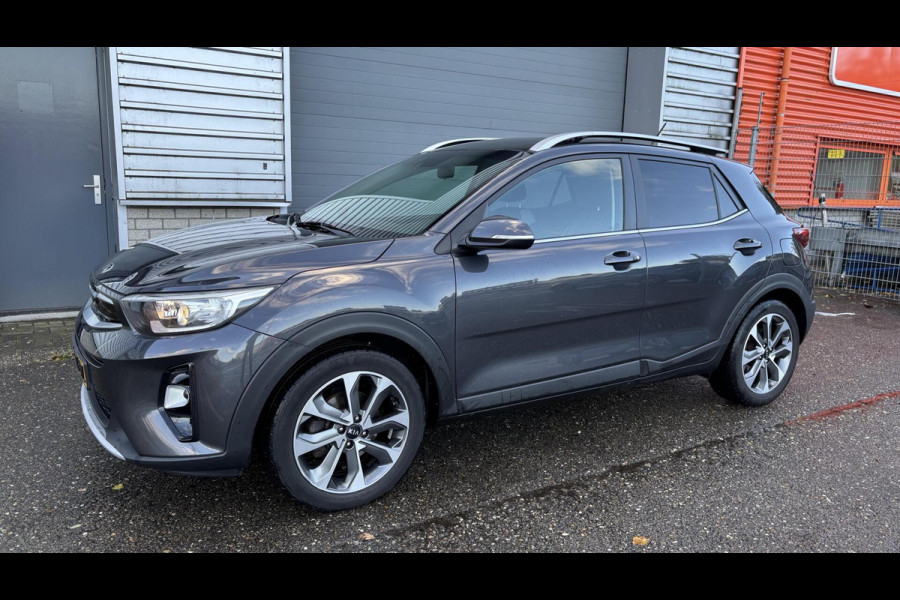 Kia Stonic 1.0 T-GDi DynamicLine | camera | navi | trekhaak Kia Stonic 1.0 T-GDi DynamicLine | camera | navi | trekhaak