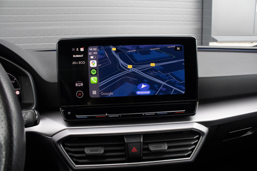 Seat Leon 1.4 TSI eHybrid PHEV FR Bus.Int. PANO CAMERA ACC CARPLAY Seat Leon 1.4 TSI eHybrid PHEV FR Bus.Int. PANO CAMERA ACC CARPLAY