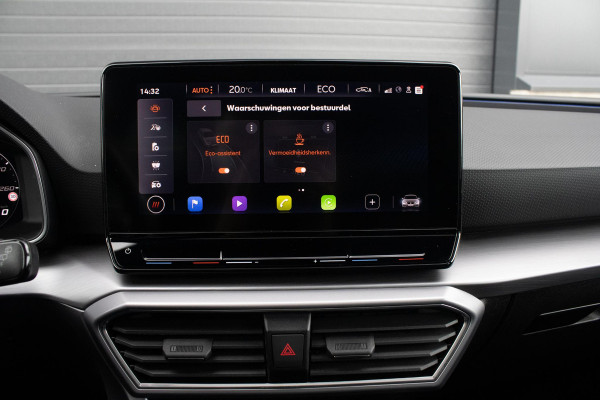 Seat Leon 1.4 TSI eHybrid PHEV FR Bus.Int. PANO CAMERA ACC CARPLAY Seat Leon 1.4 TSI eHybrid PHEV FR Bus.Int. PANO CAMERA ACC CARPLAY