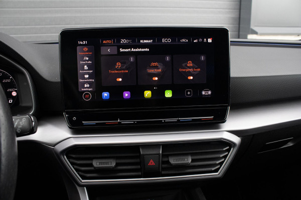 Seat Leon 1.4 TSI eHybrid PHEV FR Bus.Int. PANO CAMERA ACC CARPLAY Seat Leon 1.4 TSI eHybrid PHEV FR Bus.Int. PANO CAMERA ACC CARPLAY