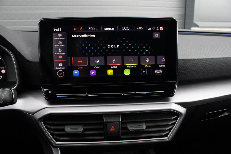 Seat Leon 1.4 TSI eHybrid PHEV FR Bus.Int. PANO CAMERA ACC CARPLAY Seat Leon 1.4 TSI eHybrid PHEV FR Bus.Int. PANO CAMERA ACC CARPLAY