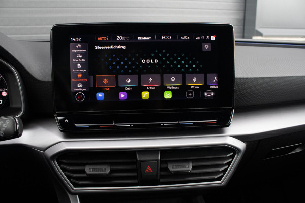 Seat Leon 1.4 TSI eHybrid PHEV FR Bus.Int. PANO CAMERA ACC CARPLAY Seat Leon 1.4 TSI eHybrid PHEV FR Bus.Int. PANO CAMERA ACC CARPLAY