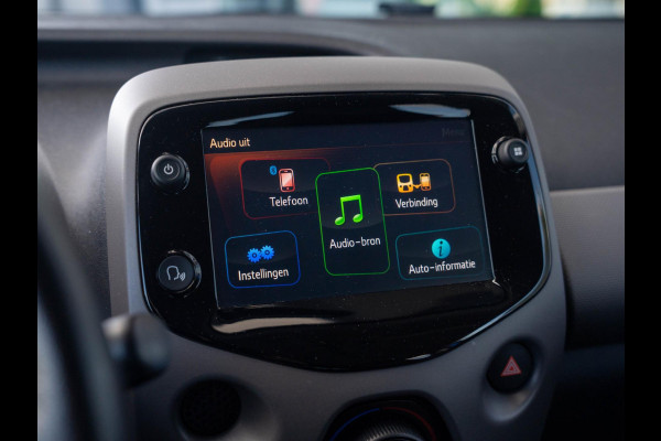 Peugeot 108 1.0 e-VTi Active / Camera / Carplay / Airco Peugeot 108 1.0 e-VTi Active / Camera / Carplay / Airco