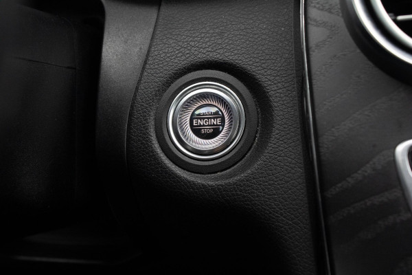 Mercedes-Benz C200d Elektr/Verwarm Stoel Camera Trekhaak Mercedes-Benz C200d Elektr/Verwarm Stoel Camera Trekhaak