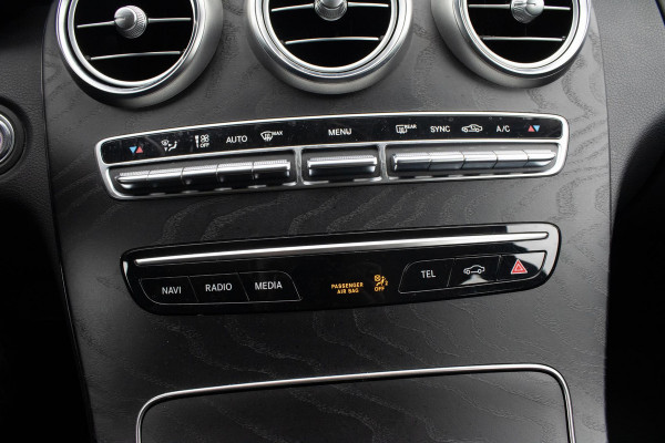 Mercedes-Benz C200d Elektr/Verwarm Stoel Camera Trekhaak Mercedes-Benz C200d Elektr/Verwarm Stoel Camera Trekhaak