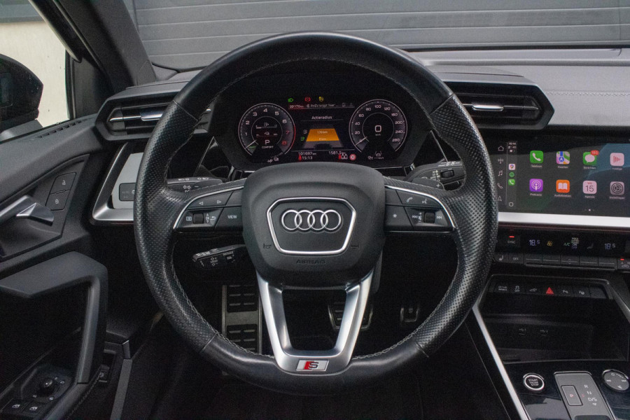 Audi A3 Sportback 40 TFSIe S Comp. S3 PANO B&O S line Camera Dode hoek Audi A3 Sportback 40 TFSIe S Comp. S3 PANO B&O S line Camera Dode hoek