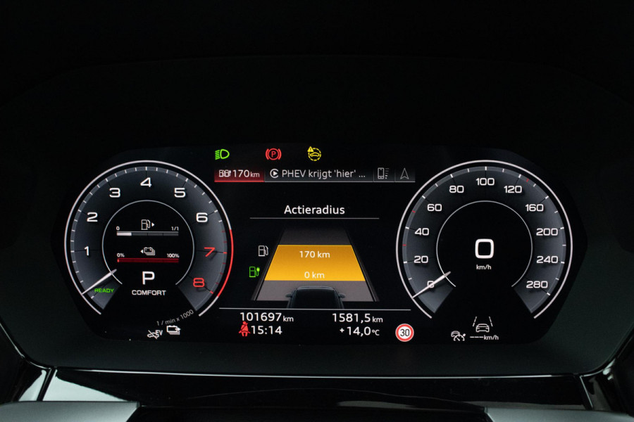 Audi A3 Sportback 40 TFSIe S Comp. S3 PANO B&O S line Camera Dode hoek Audi A3 Sportback 40 TFSIe S Comp. S3 PANO B&O S line Camera Dode hoek
