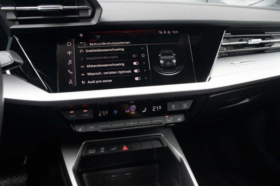 Audi A3 Sportback 40 TFSI e MatrixLED B&O Camera Sline Audi A3 Sportback 40 TFSI e MatrixLED B&O Camera Sline