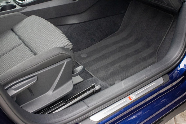 Audi A3 Sportback 40 TFSI e MatrixLED B&O Camera Sline Audi A3 Sportback 40 TFSI e MatrixLED B&O Camera Sline