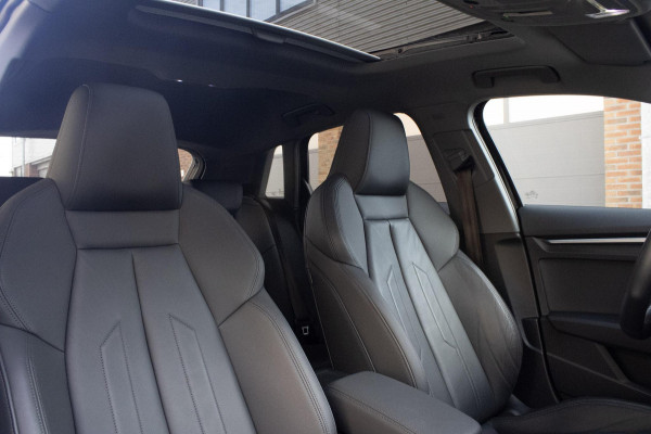 Audi A3 Sportback 40 TFSI e | Pano | Cam Leder | Carplay | Sfeerverlichting Audi A3 Sportback 40 TFSI e | Pano | Cam Leder | Carplay | Sfeerverlichting