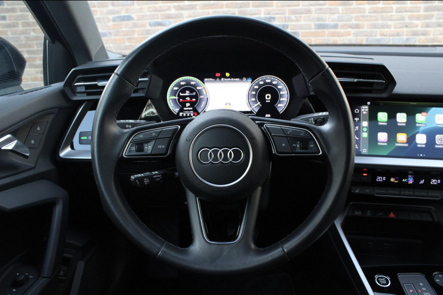 Audi A3 Sportback 40 TFSI e | Pano | Cam Leder | Carplay | Sfeerverlichting Audi A3 Sportback 40 TFSI e | Pano | Cam Leder | Carplay | Sfeerverlichting