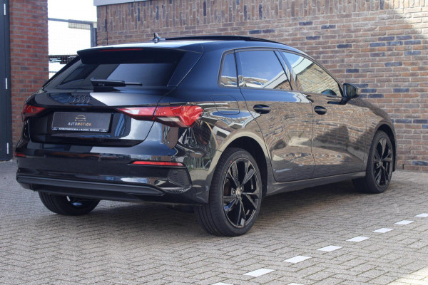 Audi A3 Sportback 40 TFSI e | Pano | Cam Leder | Carplay | Sfeerverlichting Audi A3 Sportback 40 TFSI e | Pano | Cam Leder | Carplay | Sfeerverlichting