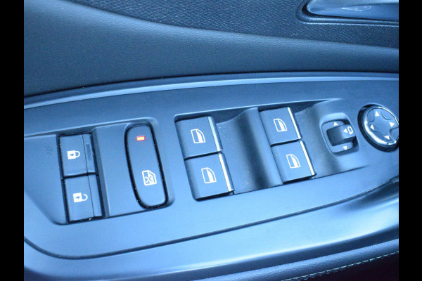 Peugeot 408 1.6 HYbrid GT 225 EAT8 First Edition SCHUIF- KANTELDAK | NAVI & CARPLAY | CAMERA MET SENSOREN | E.C.C. |