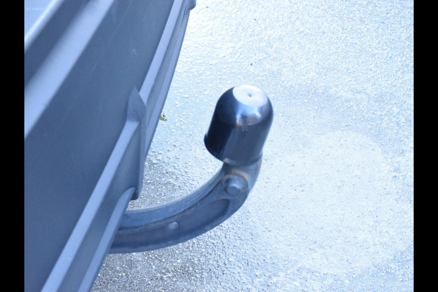 Peugeot 408 1.6 HYbrid GT 225 EAT8 First Edition SCHUIF- KANTELDAK | NAVI & CARPLAY | CAMERA MET SENSOREN | E.C.C. |