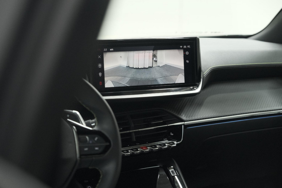 Peugeot 2008 PureTech 130 EAT8 GT | 360 Camera | Stoelmassage | Adaptieve Cruise Control | Dodehoekdetectie