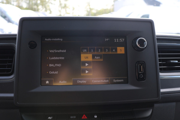 Renault Master T35 2.3 dCi 180pk L3H2 Energy Work Edition Renault Master T35 2.3 dCi 180pk L3H2 Energy Work Edition