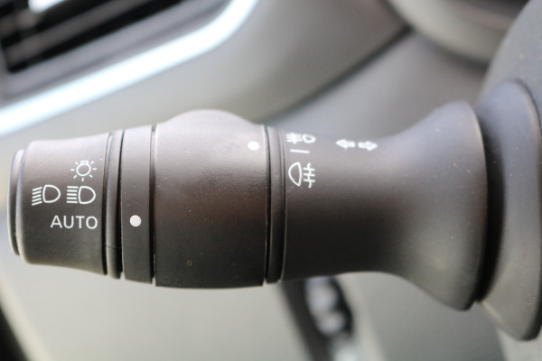 Renault Master T35 2.3 dCi 180pk L3H2 Energy Work Edition Renault Master T35 2.3 dCi 180pk L3H2 Energy Work Edition