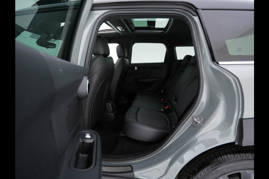 MINI Countryman 1.5 Cooper Boardwalk Edition (INCL-BTW) Aut. *PANO | HEAD-UP | ADAPTIVE-CRUISE | LUXURY-LEATHER | FULL-LED | HARMAN/KARDON | CAMERA | KEYLESS | HEATED-SPORTSEATS | AMBIENT-LIGHT | DAB+ | NAVI-FULLMAP | ECC | PDC | DIGI-C