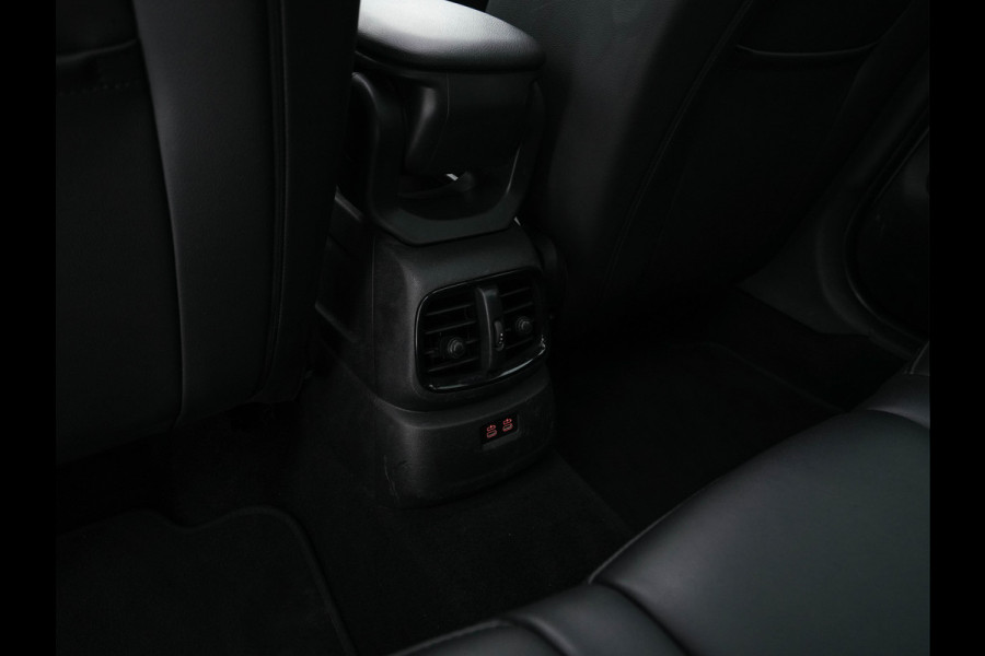 MINI Countryman 1.5 Cooper Boardwalk Edition (INCL-BTW) Aut. *PANO | HEAD-UP | ADAPTIVE-CRUISE | LUXURY-LEATHER | FULL-LED | HARMAN/KARDON | CAMERA | KEYLESS | HEATED-SPORTSEATS | AMBIENT-LIGHT | DAB+ | NAVI-FULLMAP | ECC | PDC | DIGI-C