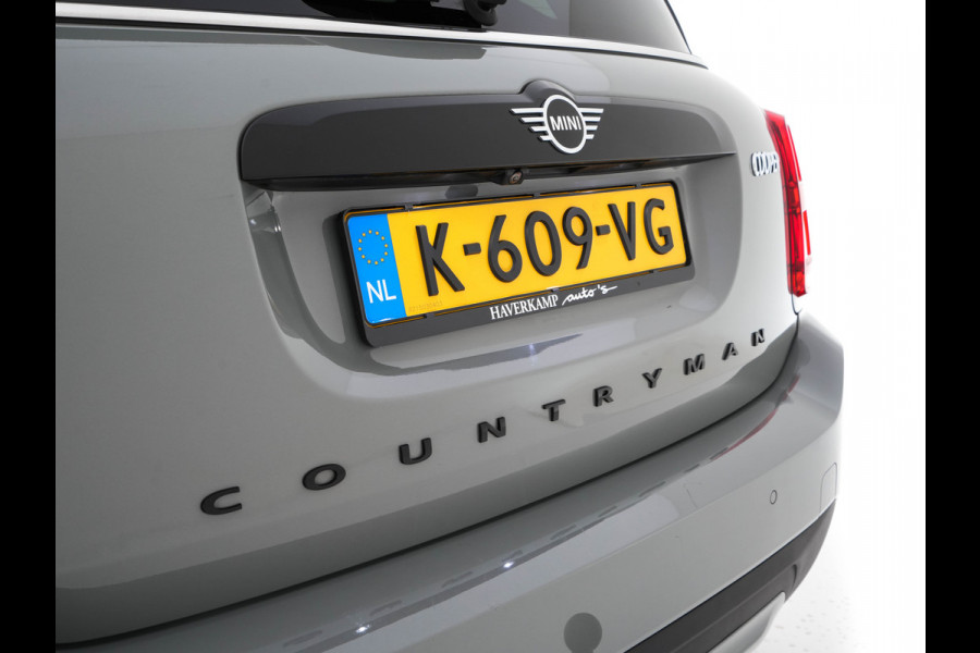 MINI Countryman 1.5 Cooper Boardwalk Edition (INCL-BTW) Aut. *PANO | HEAD-UP | ADAPTIVE-CRUISE | LUXURY-LEATHER | FULL-LED | HARMAN/KARDON | CAMERA | KEYLESS | HEATED-SPORTSEATS | AMBIENT-LIGHT | DAB+ | NAVI-FULLMAP | ECC | PDC | DIGI-C