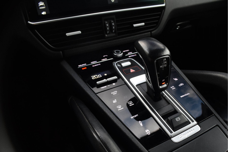 Porsche Cayenne 3.0 / Full Wrap/ Luchtvering/ Cruise Control/ Virtual Cockpit/ Trekhaak/ 250kW (340PK)