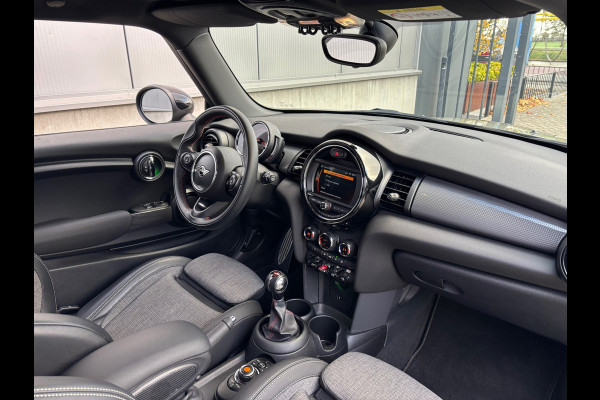 MINI Mini 1.5 Cooper / JCW Pakket / Piano Black / Carplay MINI Mini 1.5 Cooper / JCW Pakket / Piano Black / Carplay